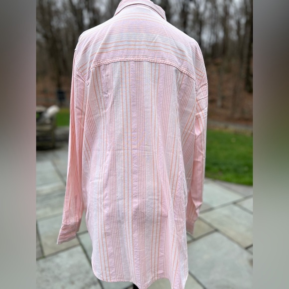 Gap easy stripe shirt. Color multi pink stripe. Size XL in excellent con… - Picture 3 of 14